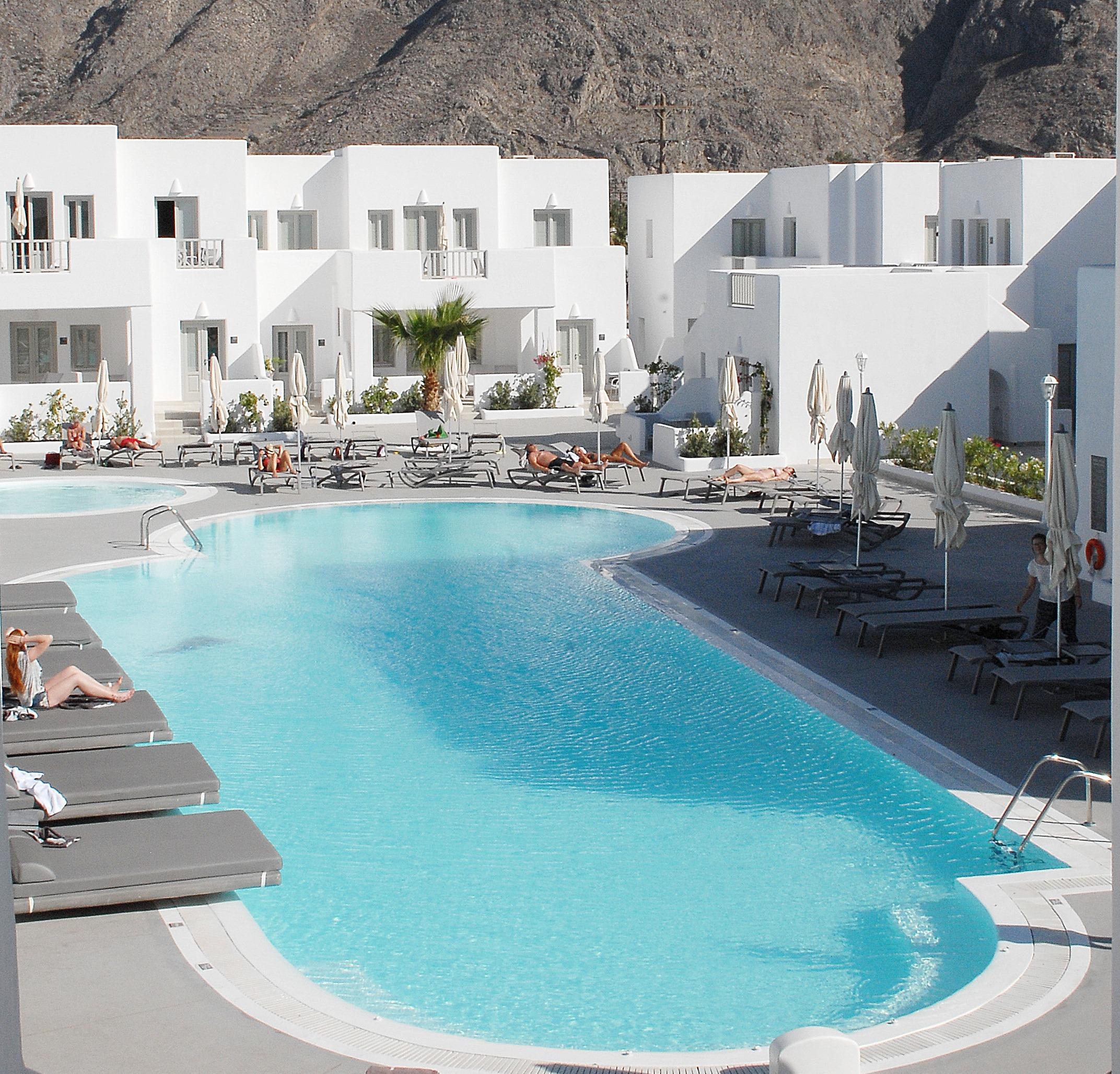 Aqua Blue Beach Hotel Perissa  Exterior photo